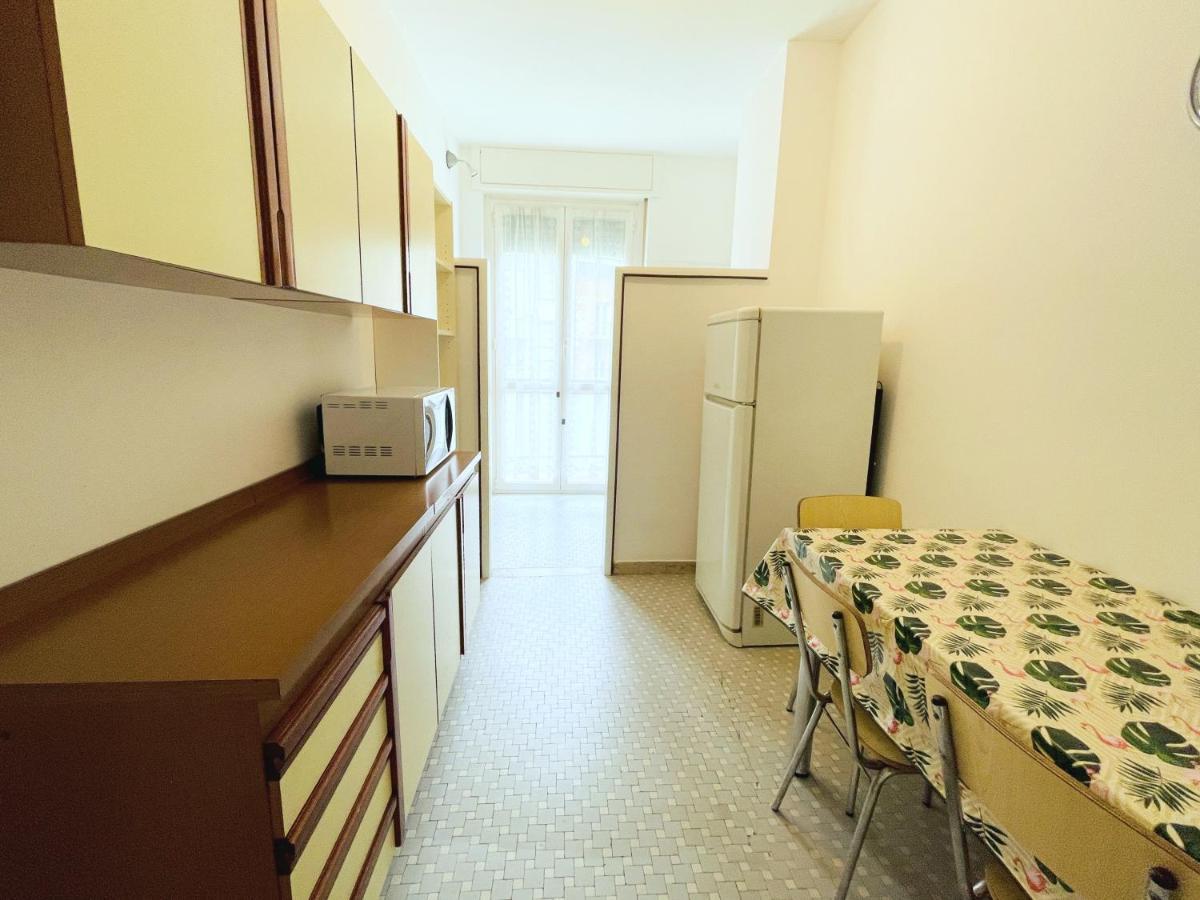Accomodo Mib27 Bivano Centrale Vila Milão Exterior foto